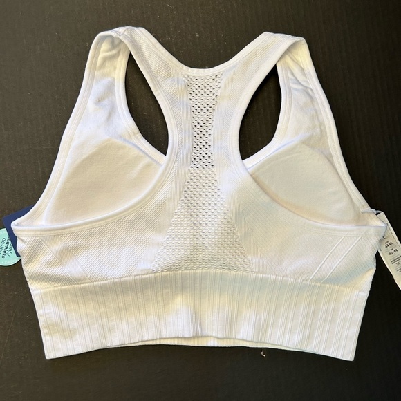 Marika athletic comfy seamless design sports bra in white Sz-L NWT K15 - Picture 7 of 13